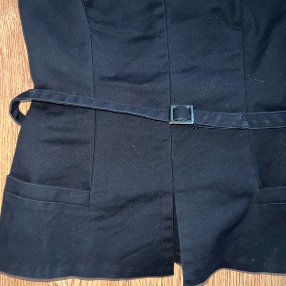 Express Top - Picture 2 of 4